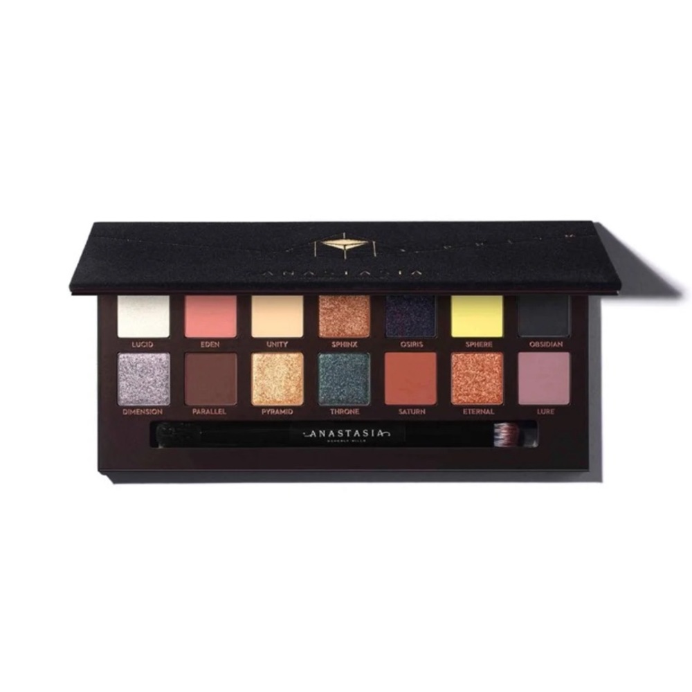 LIMITED EDITION Anastasia Beverly Hills The Prism